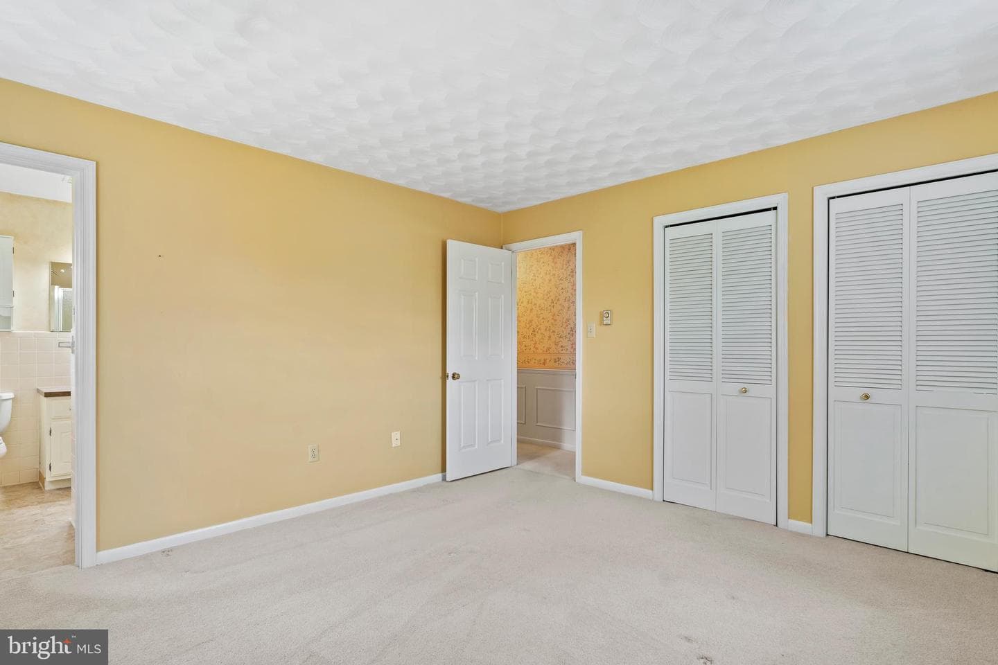 701 Robert Street photo 21