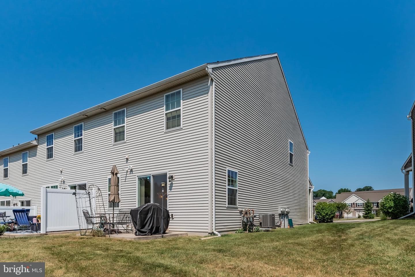 1770 Fairbank Lane photo 28