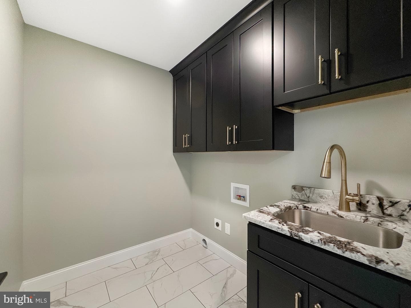 38 Kenwood Ave photo 40