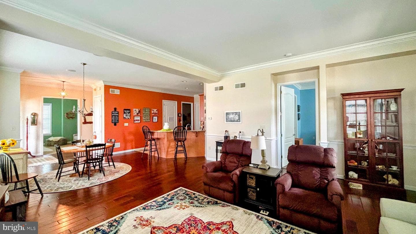 505 Lilly Lane photo 7
