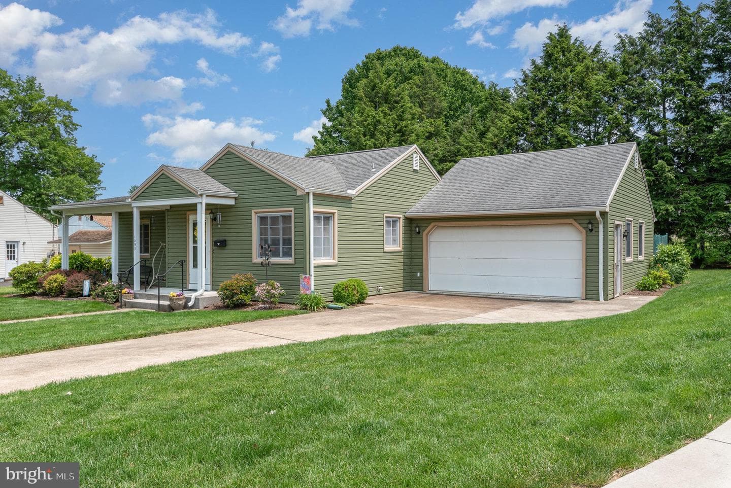 1293 Kingsley Road photo 3