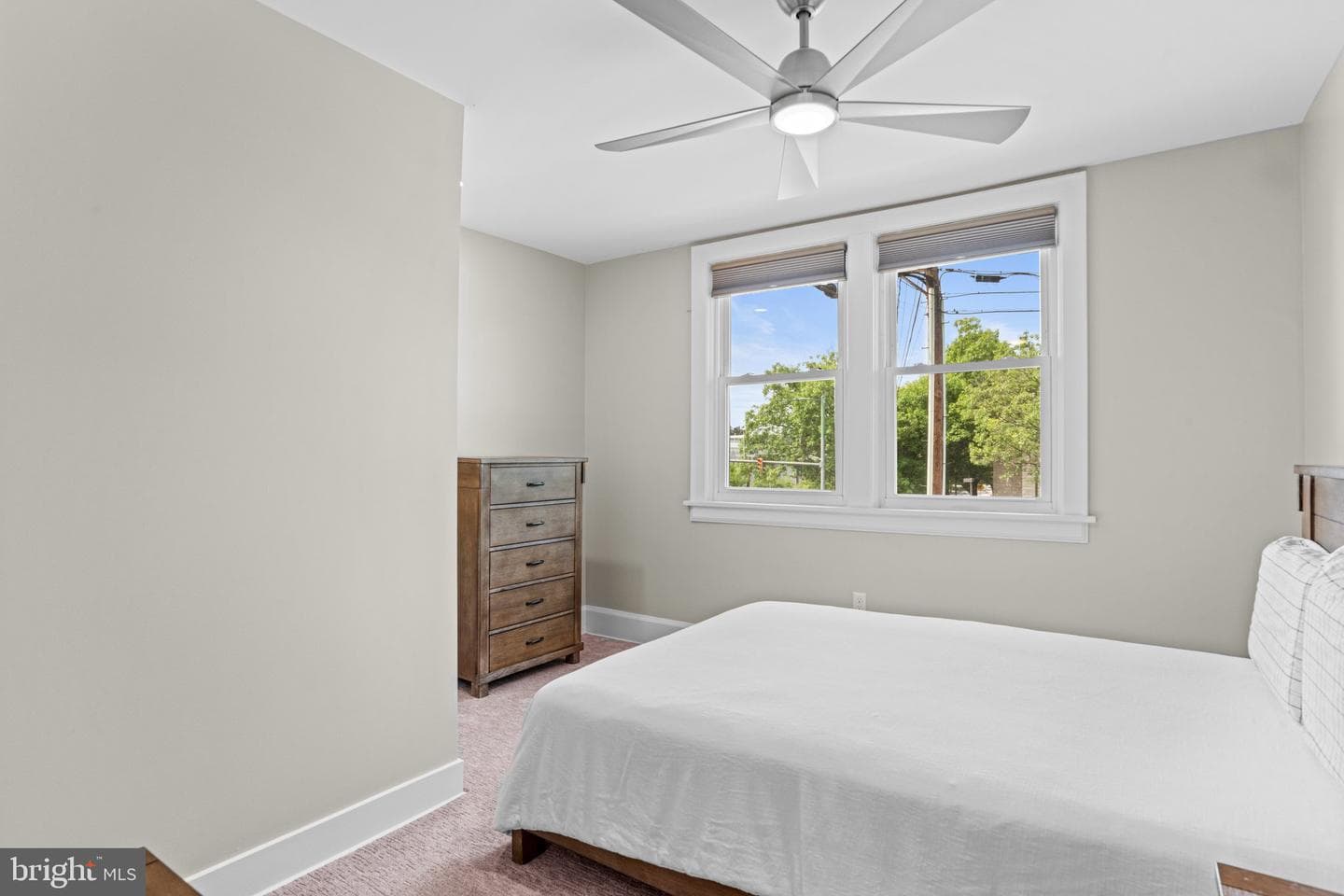 506 W High Street photo 26