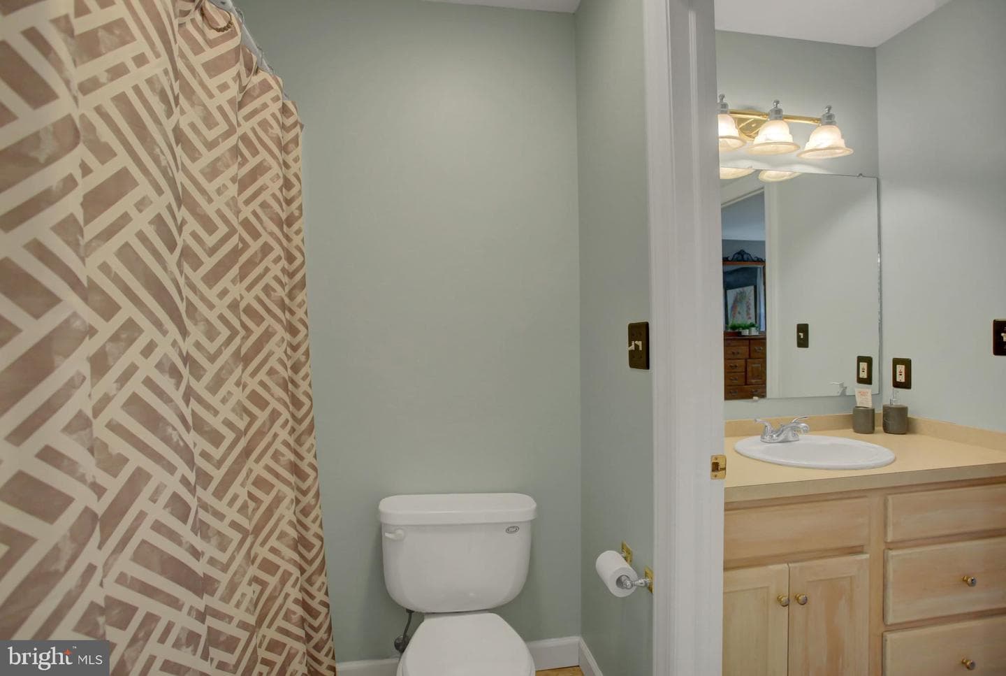 7 Jessica Drive photo 48