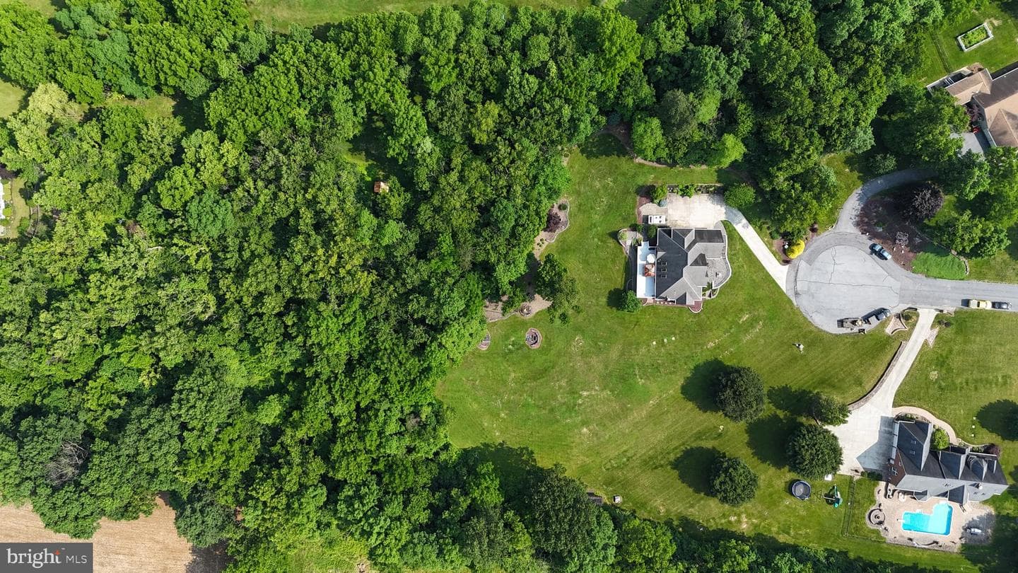 7 Jessica Drive photo 83