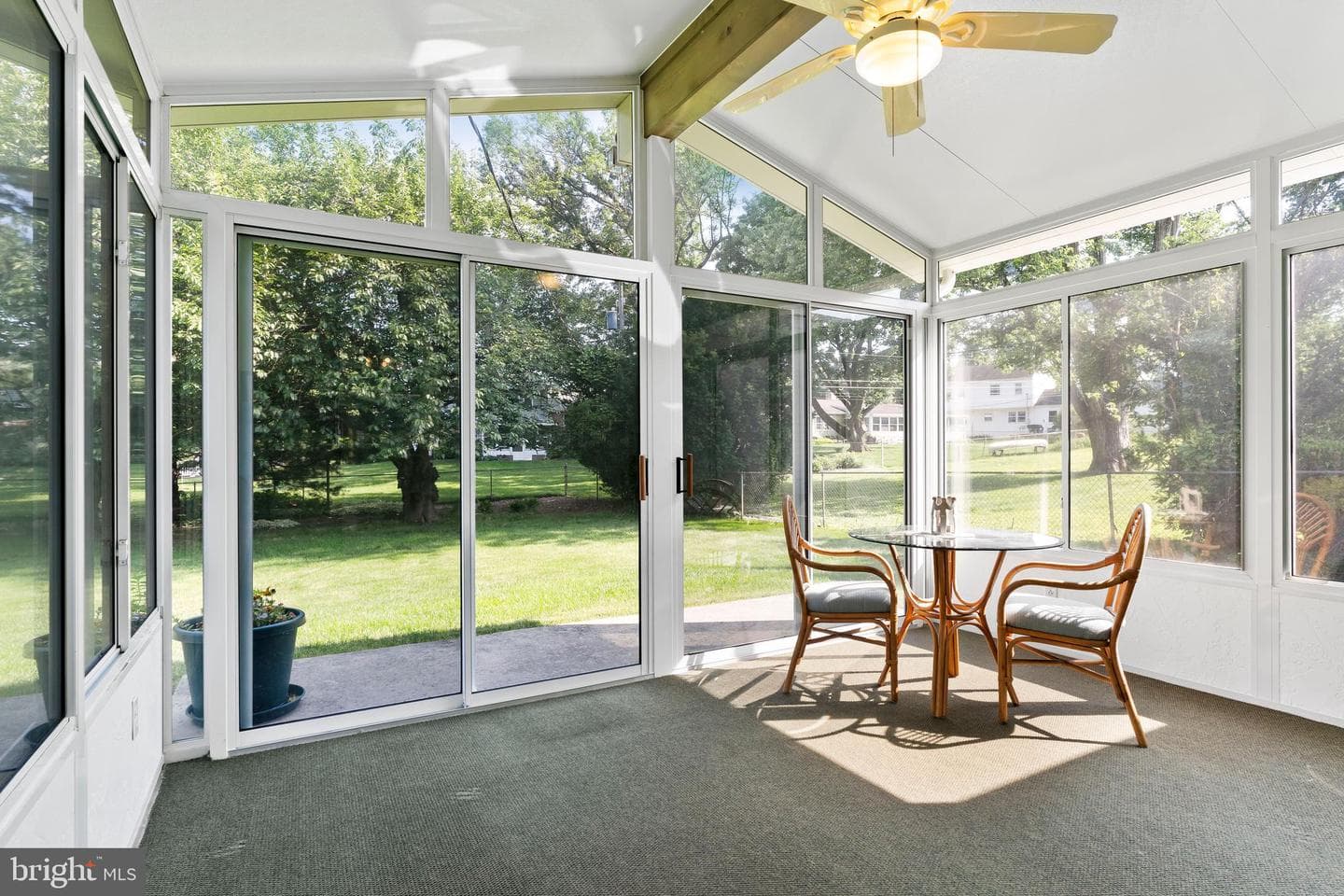 127 Holly Drive photo 32