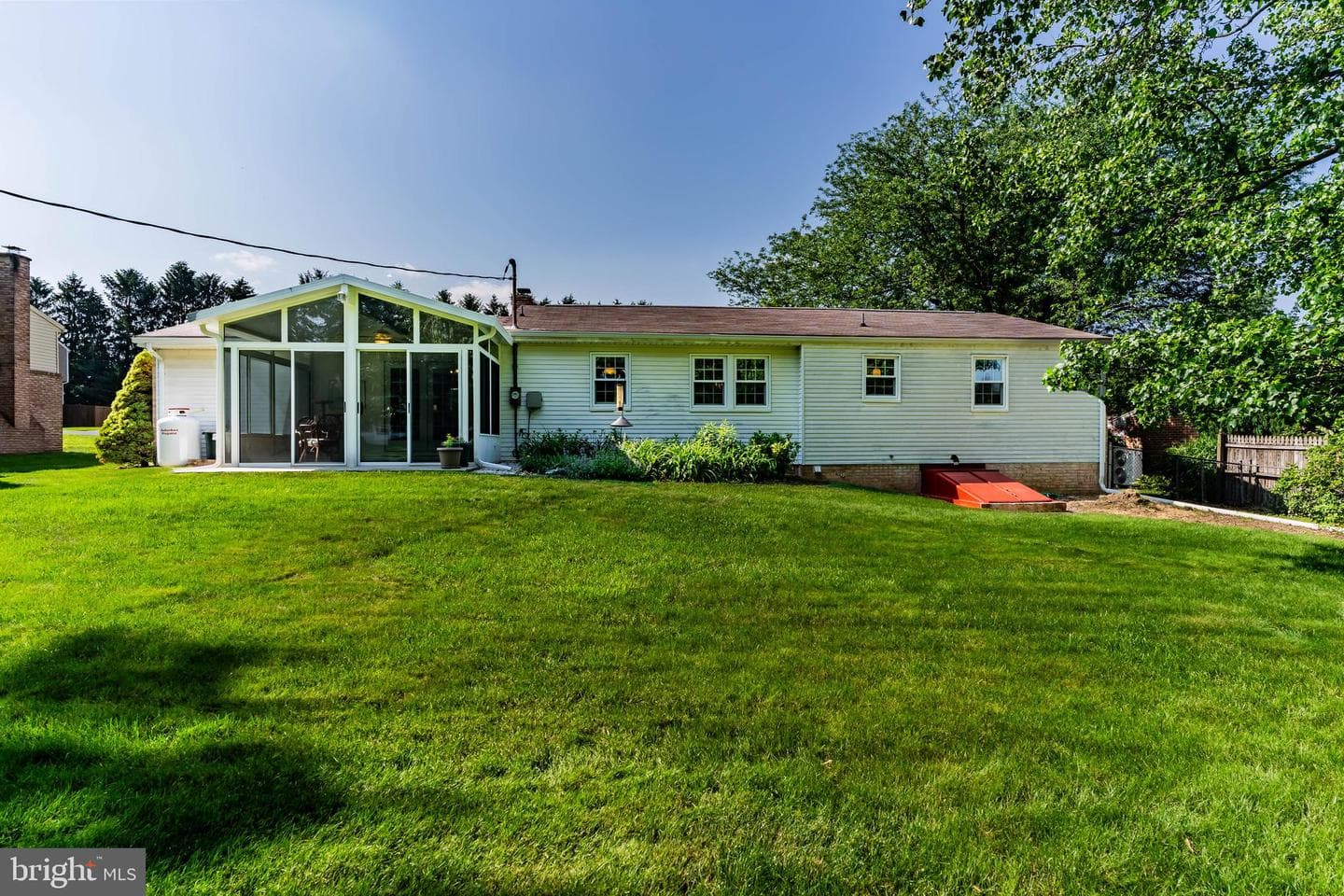 127 Holly Drive photo 37