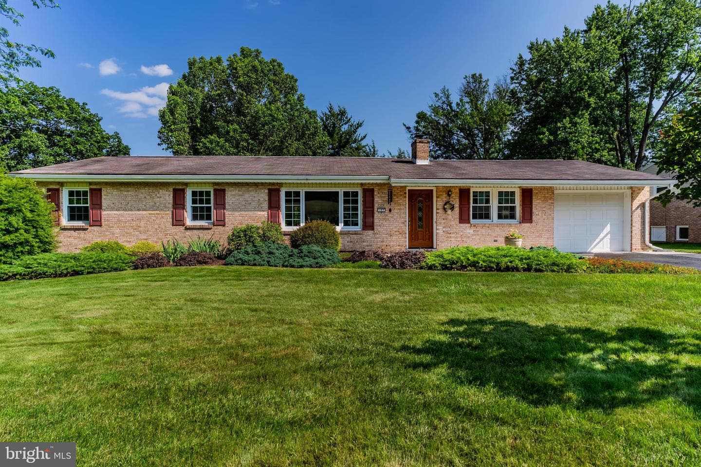 127 Holly Drive photo 38
