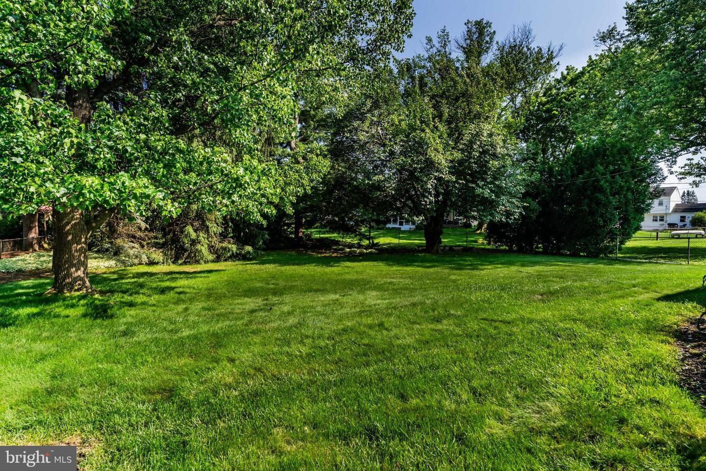 127 Holly Drive photo 8
