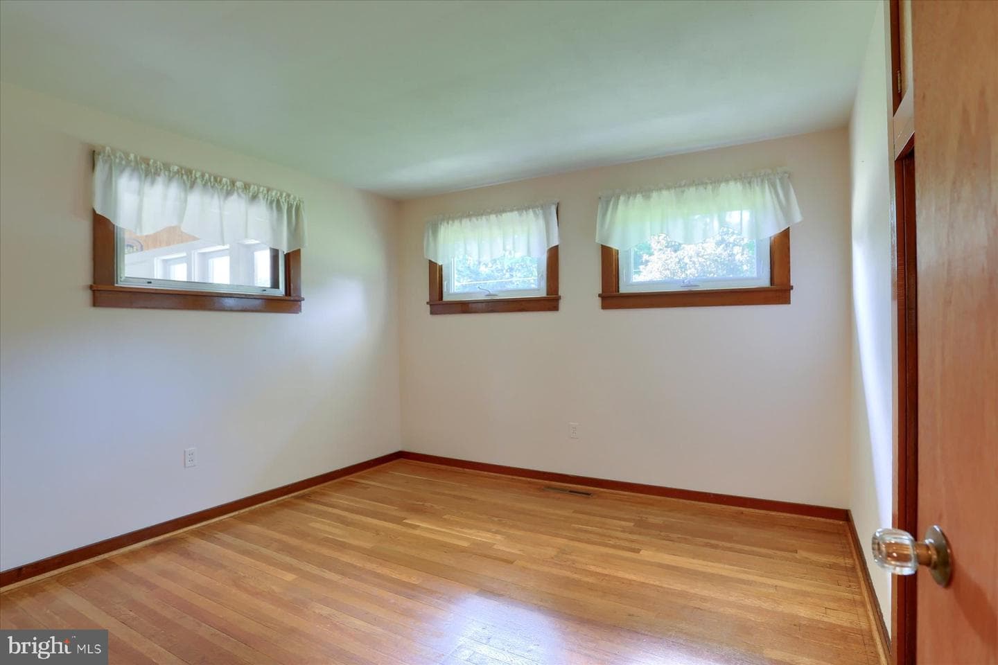 2378 Walnut Bottom Road photo 11