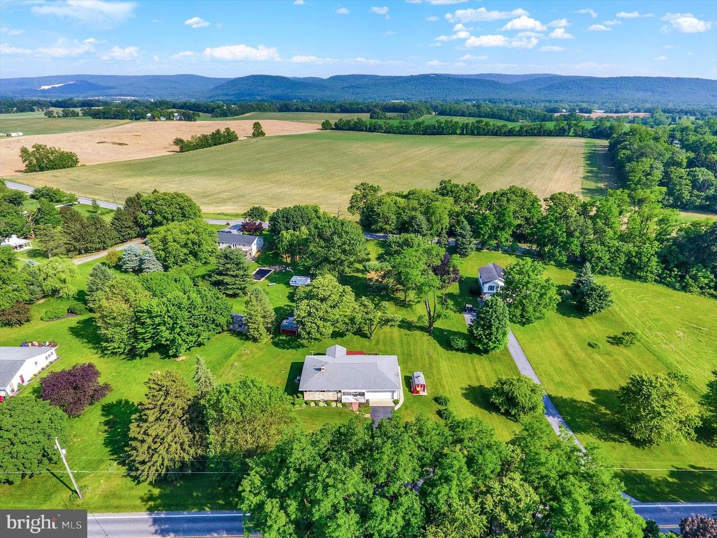2378 Walnut Bottom Road photo 2