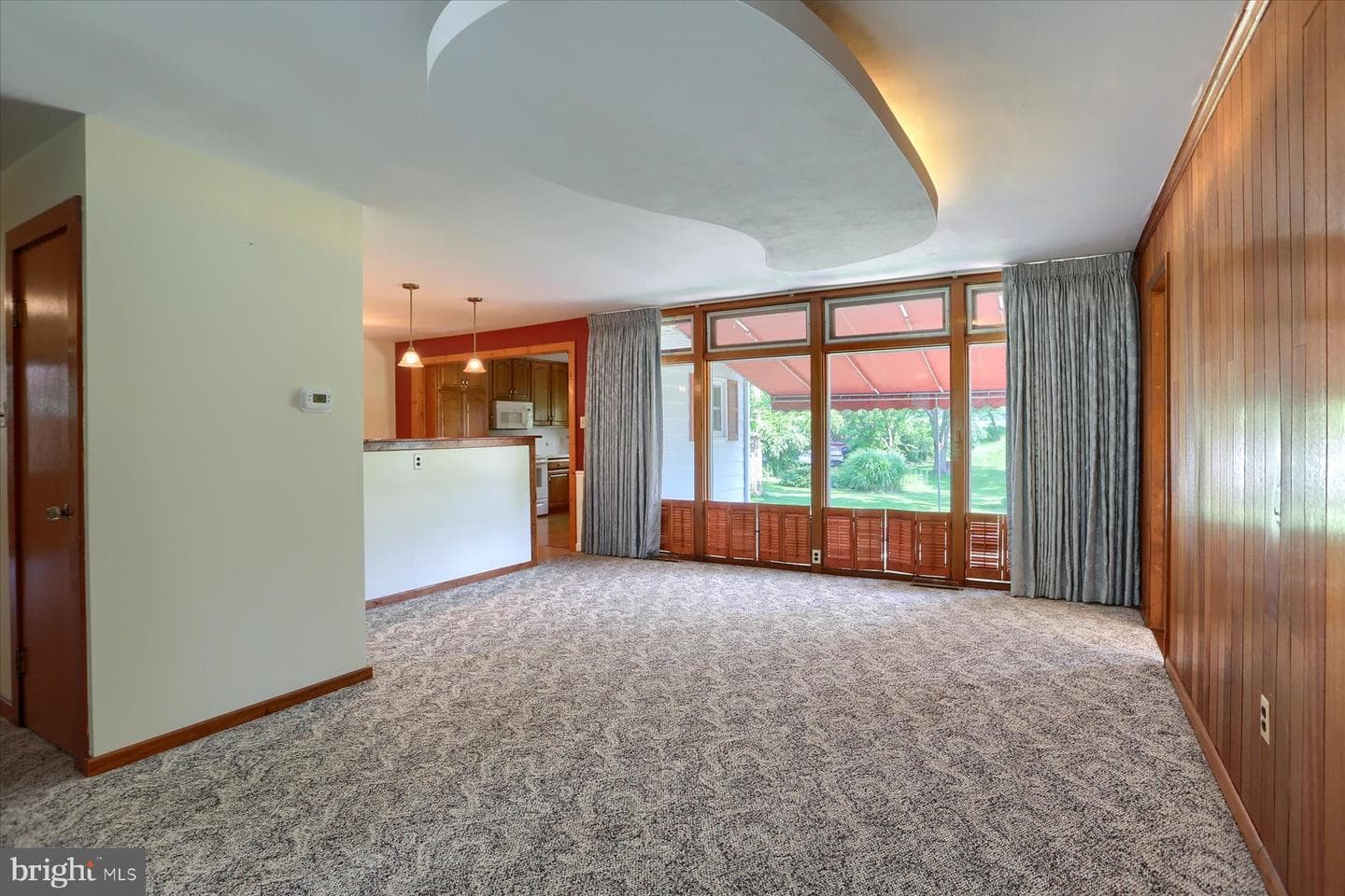 2378 Walnut Bottom Road photo 4