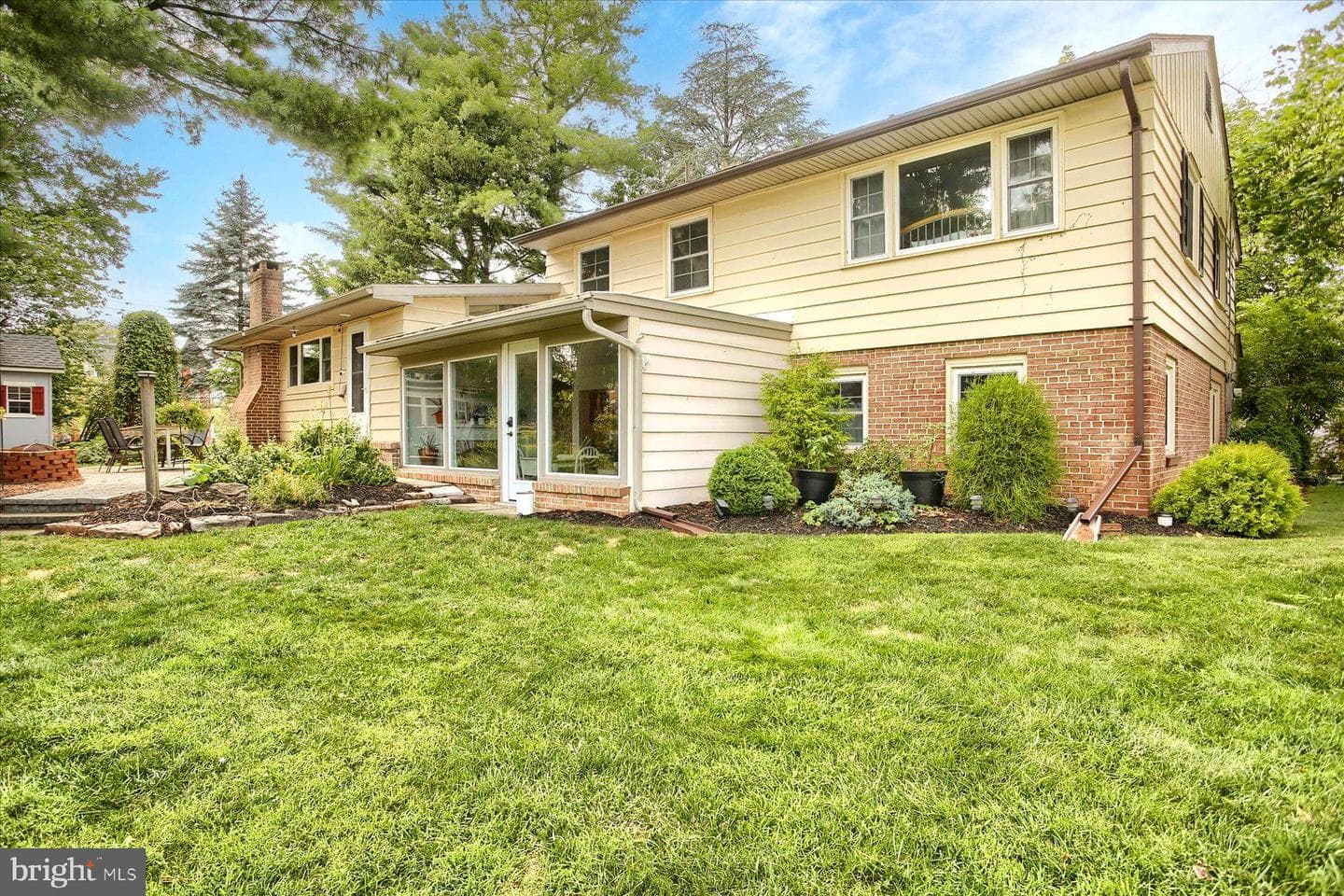 10 E Ridge Street photo 45