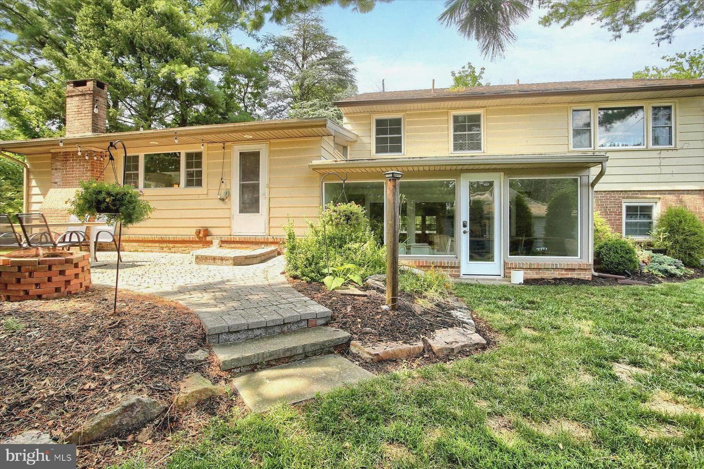 10 E Ridge Street photo 47