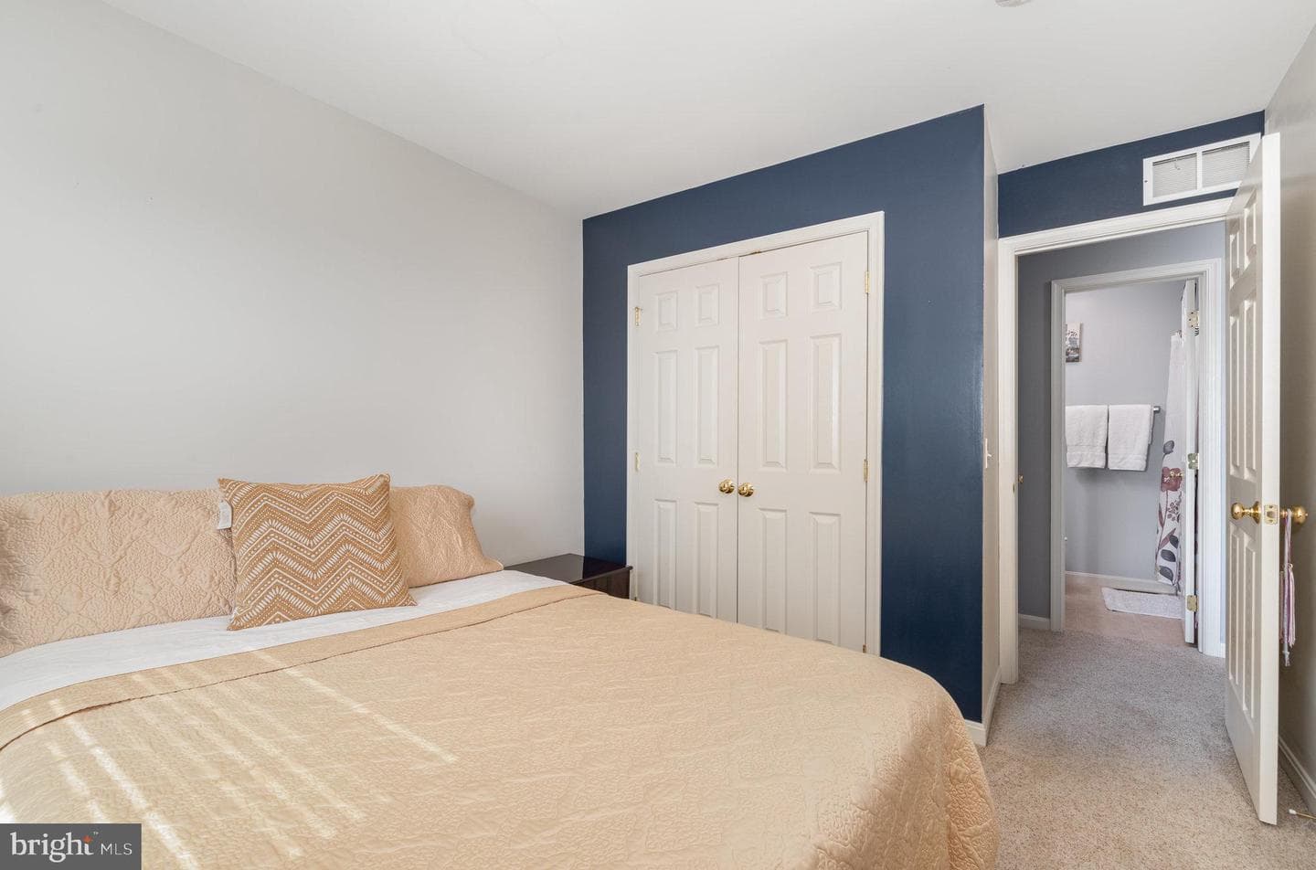 2393 Mill photo 17