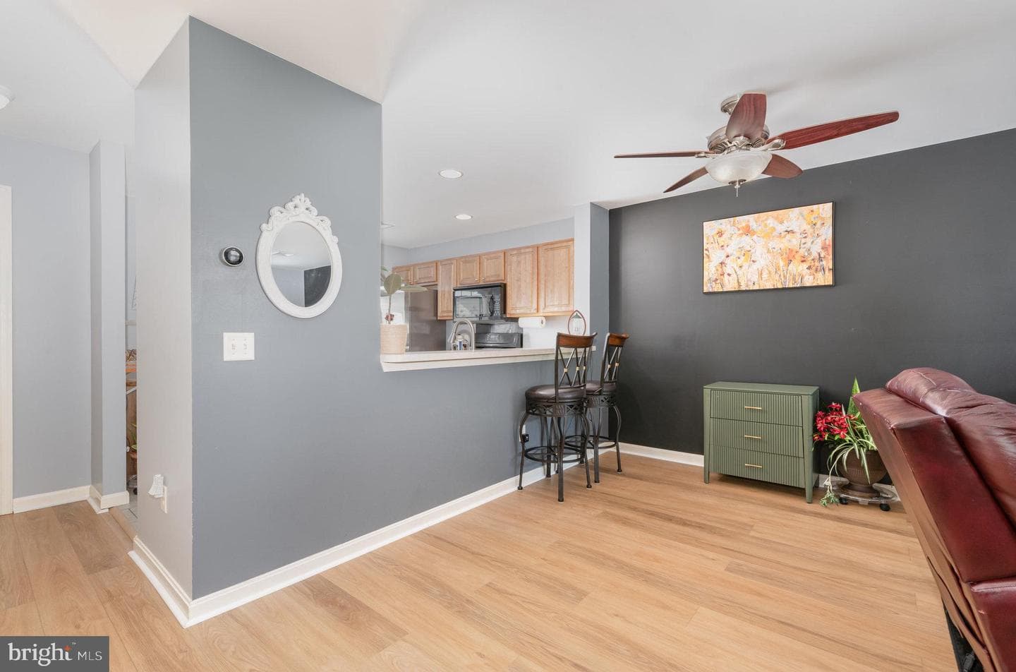 2393 Mill photo 8