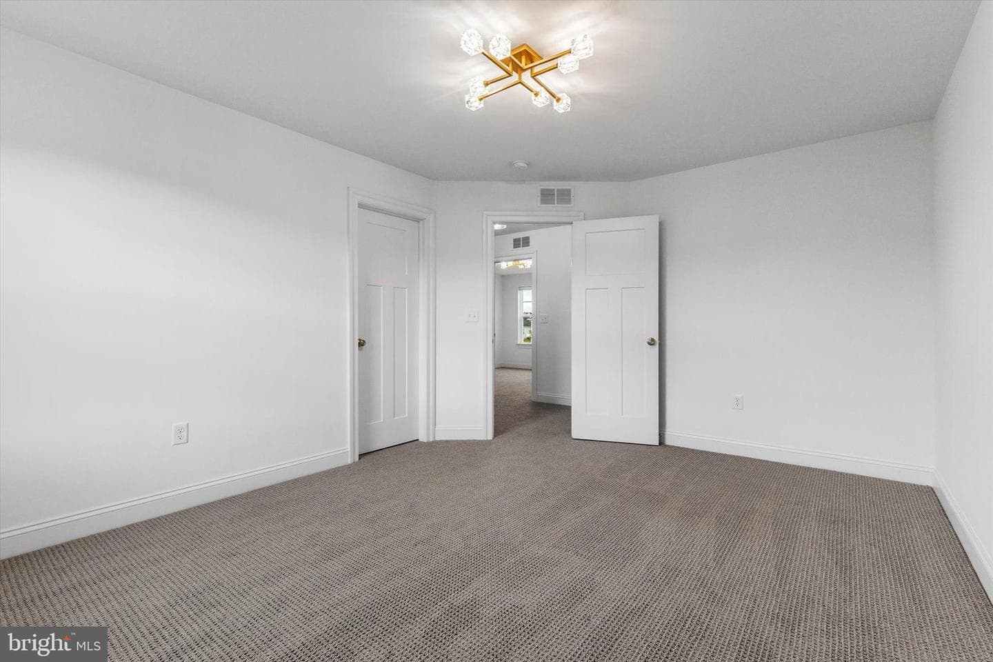106 Berkshire Drive photo 29