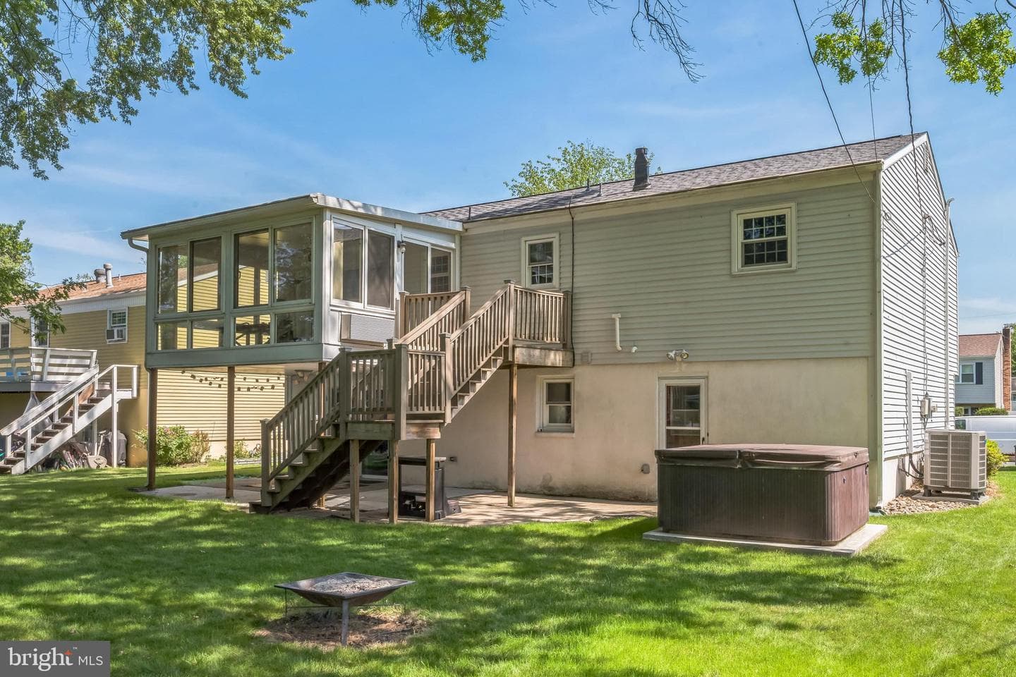 1210 Gross Drive photo 6