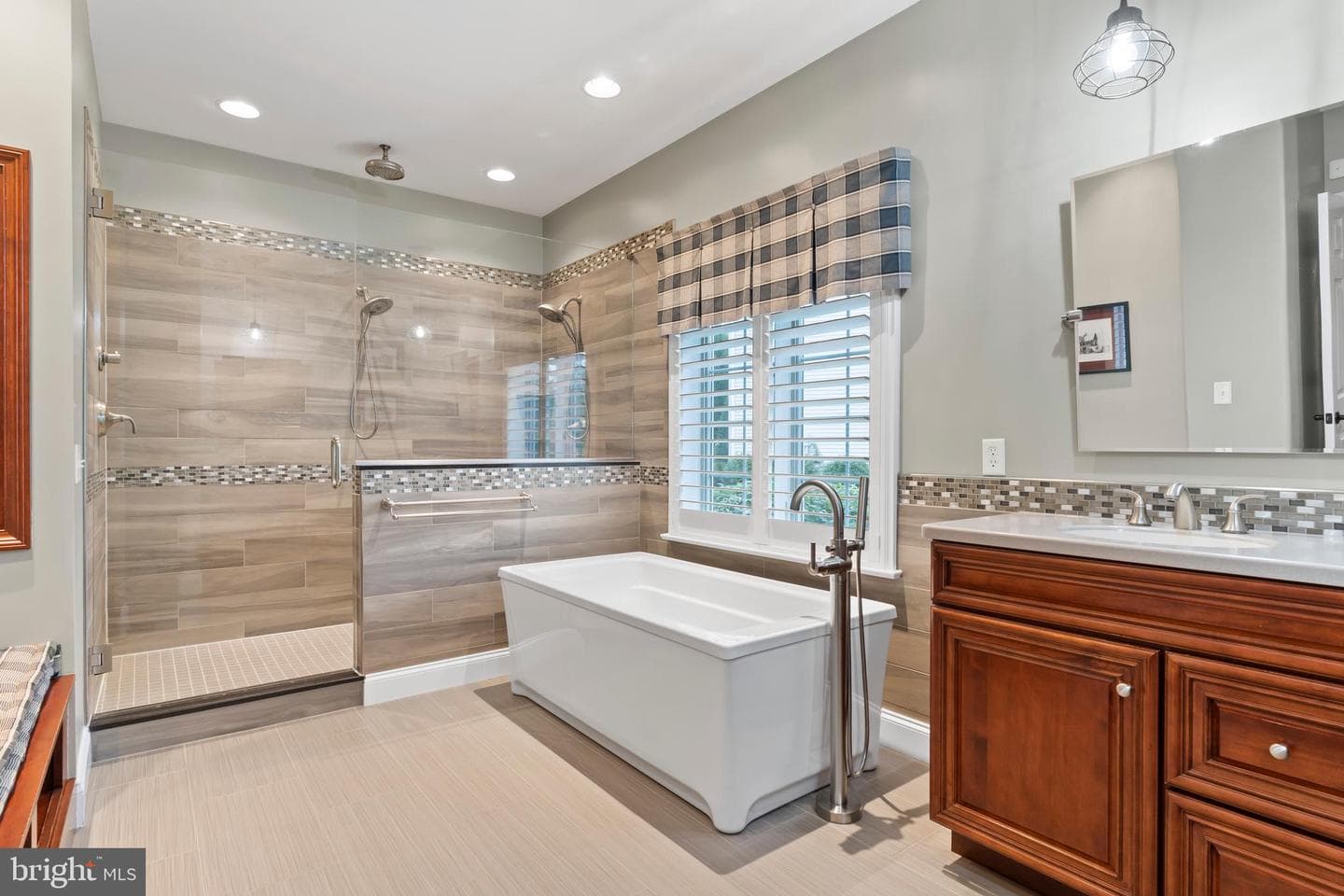 2365 Woodstream Way photo 37
