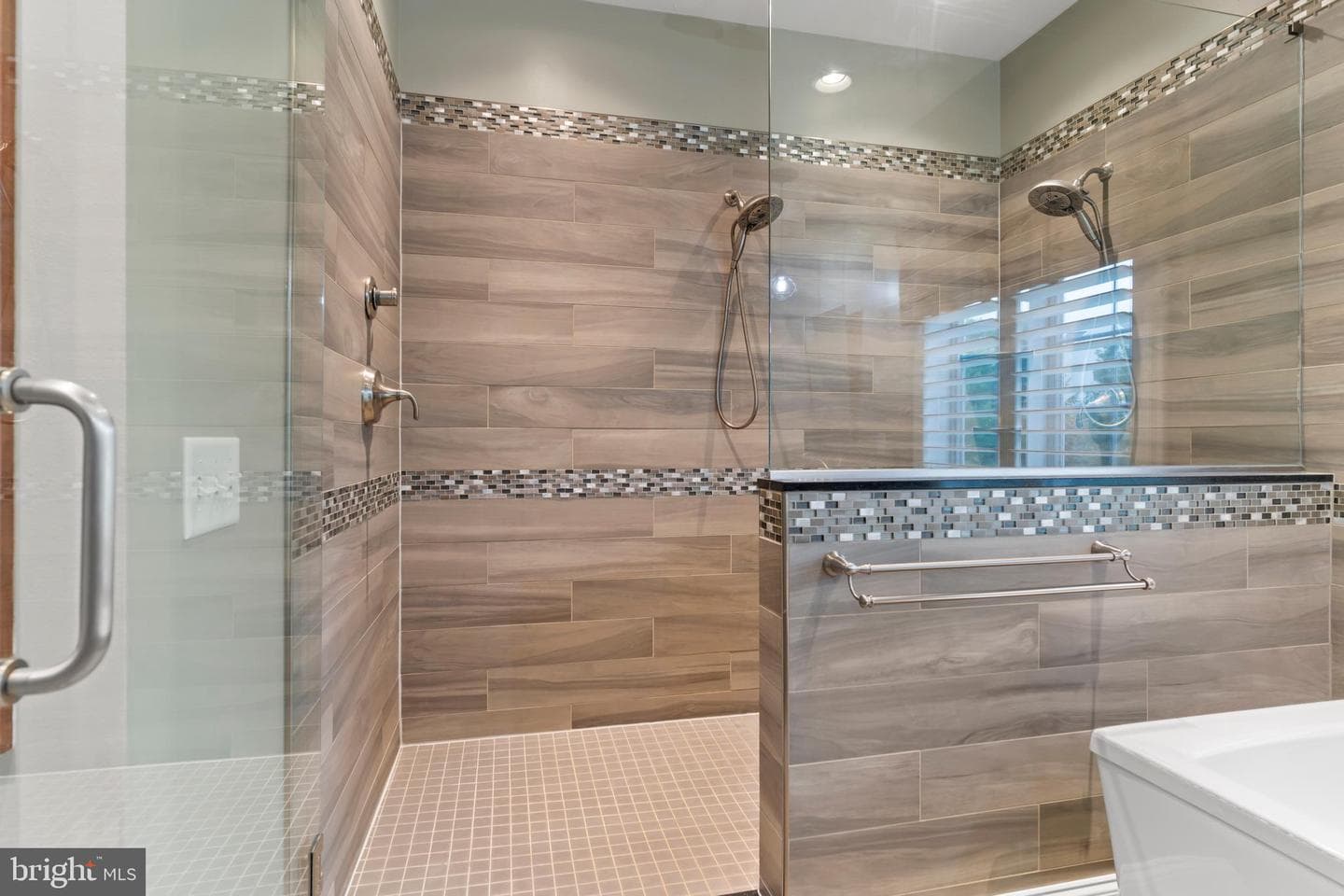 2365 Woodstream Way photo 38