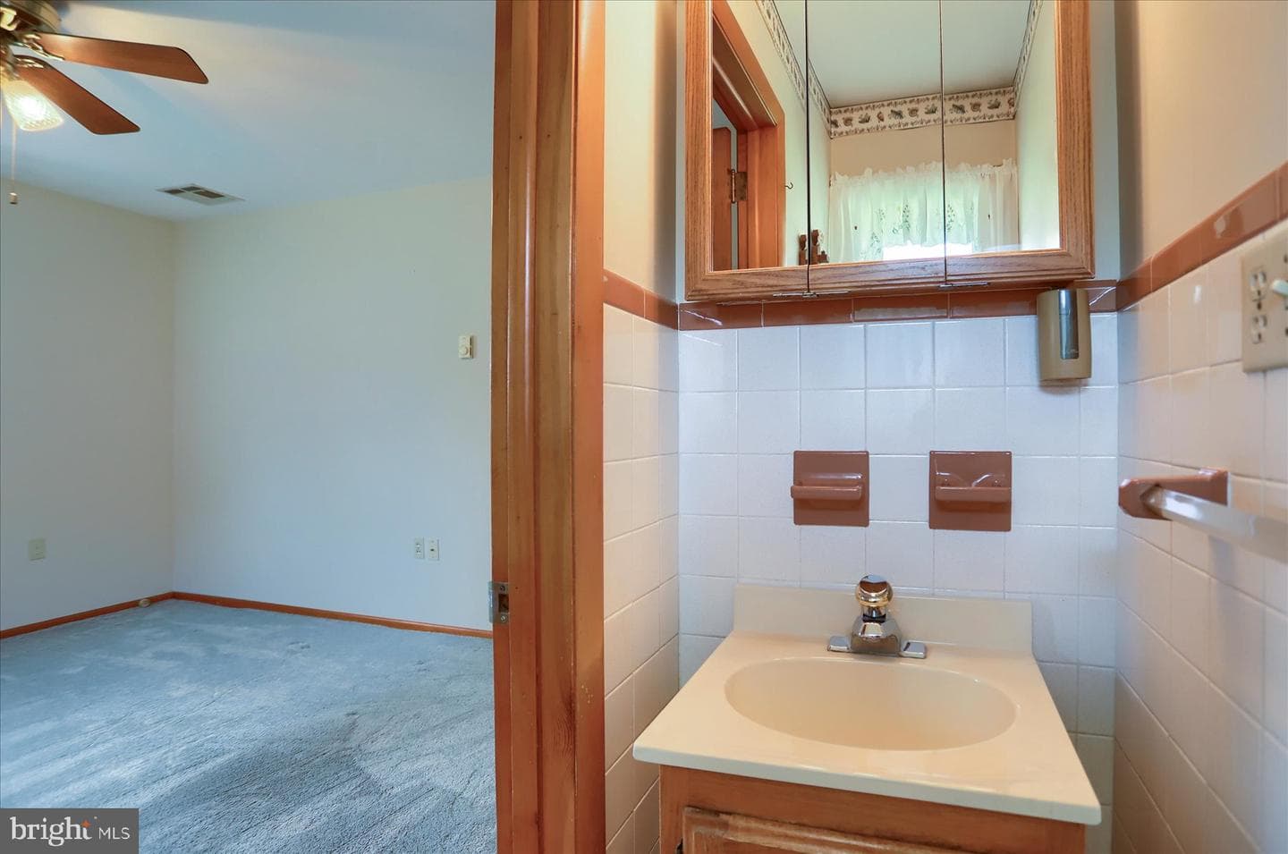 14 Poplar Drive photo 17