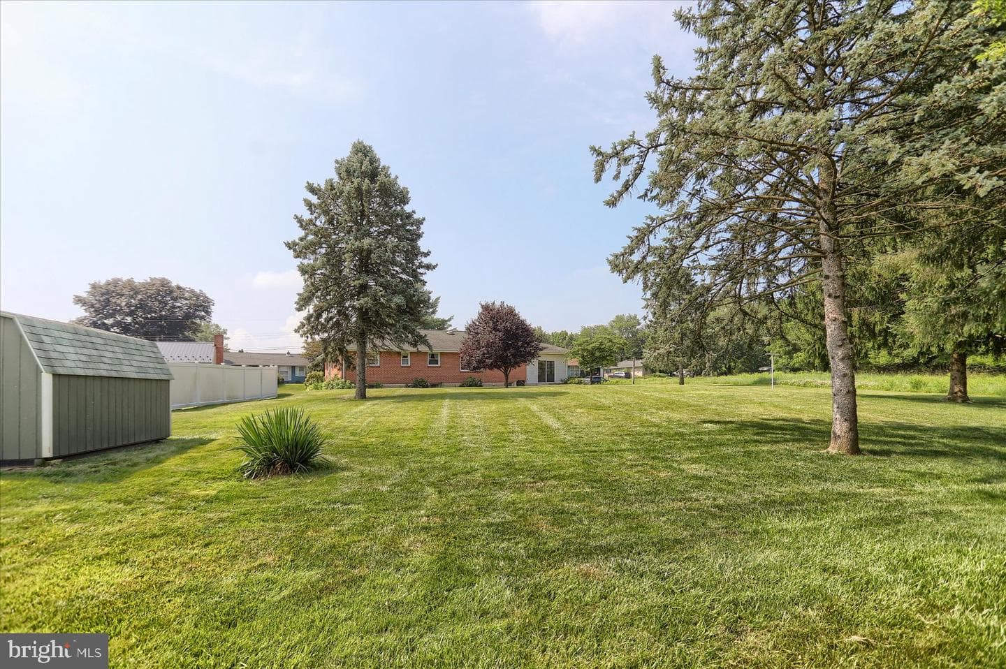 14 Poplar Drive photo 28