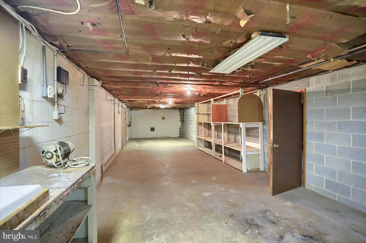 14 Poplar Drive photo 32