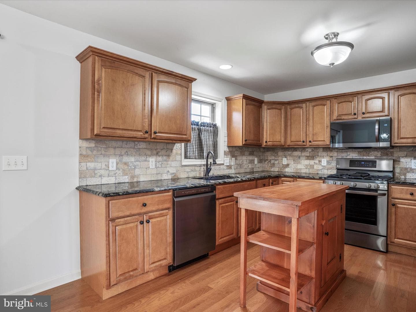 200 Westgate Drive photo 13