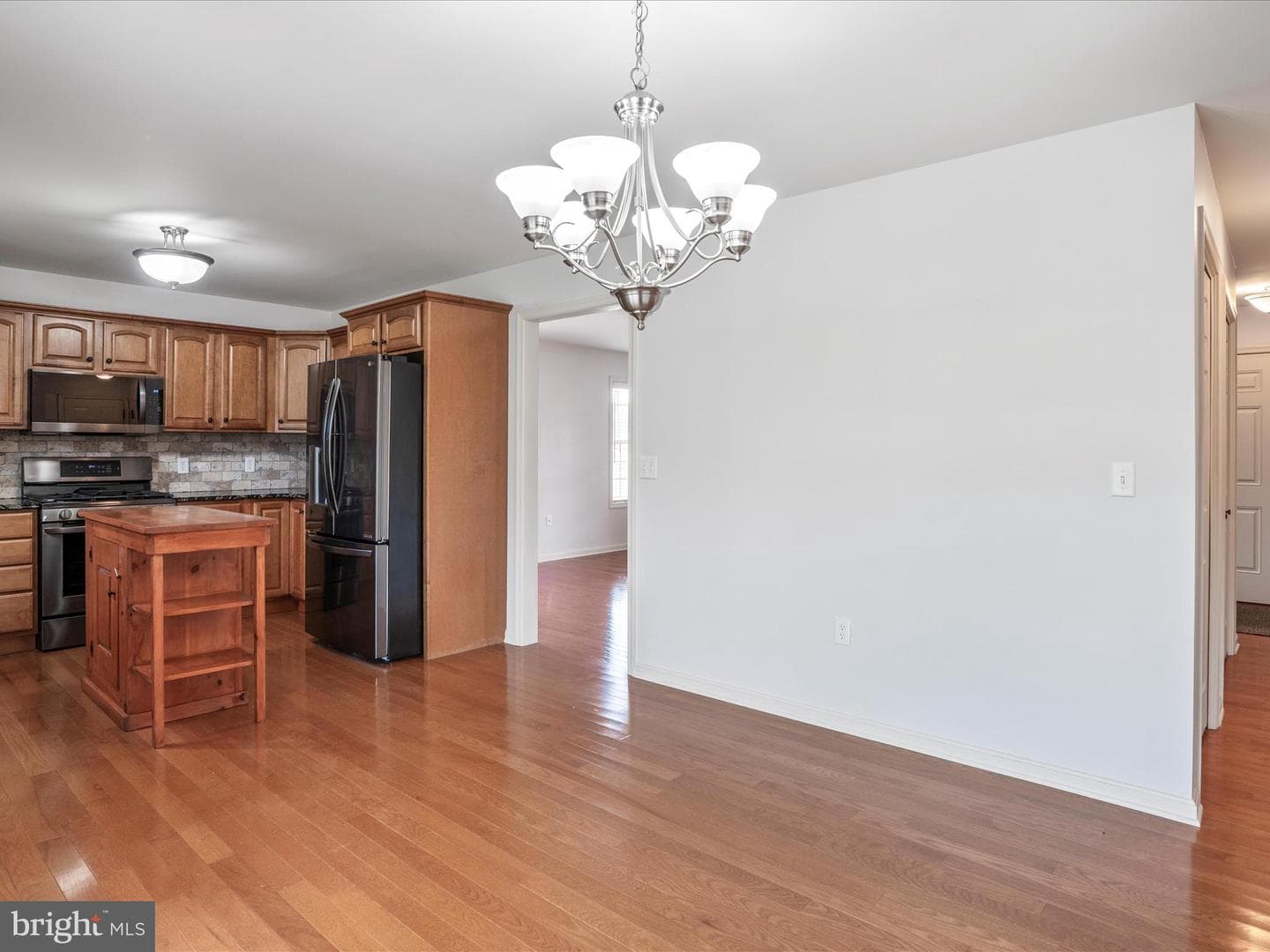 200 Westgate Drive photo 18