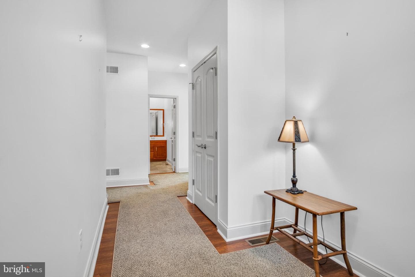6235 Thornhill Lane photo 2