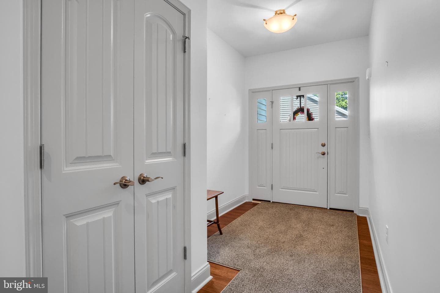 6235 Thornhill Lane photo 3