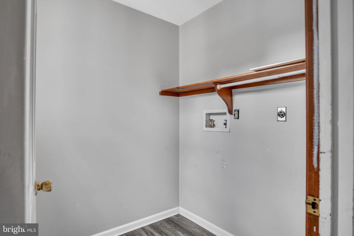 18 Douglas Court photo 26