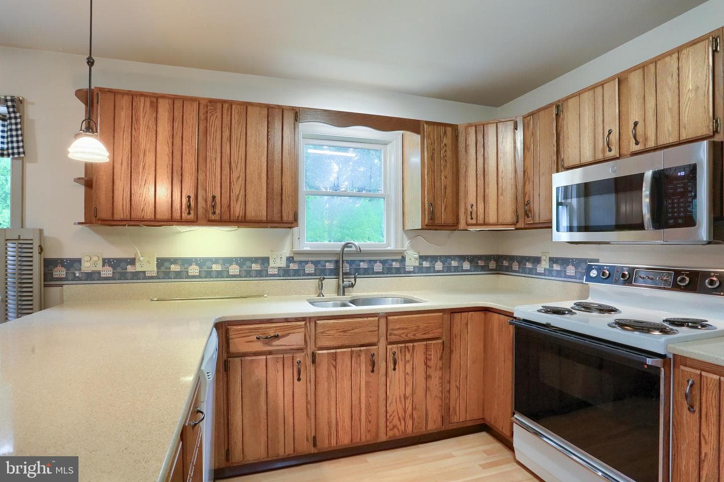 19 Paddock Lane photo 19