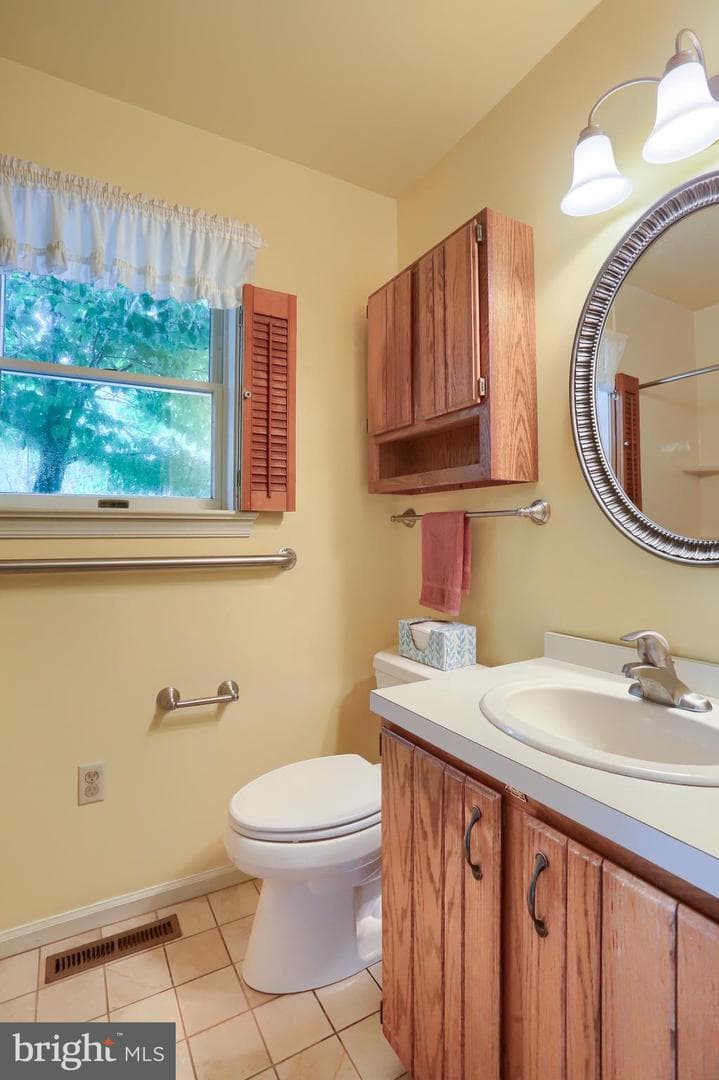 19 Paddock Lane photo 22