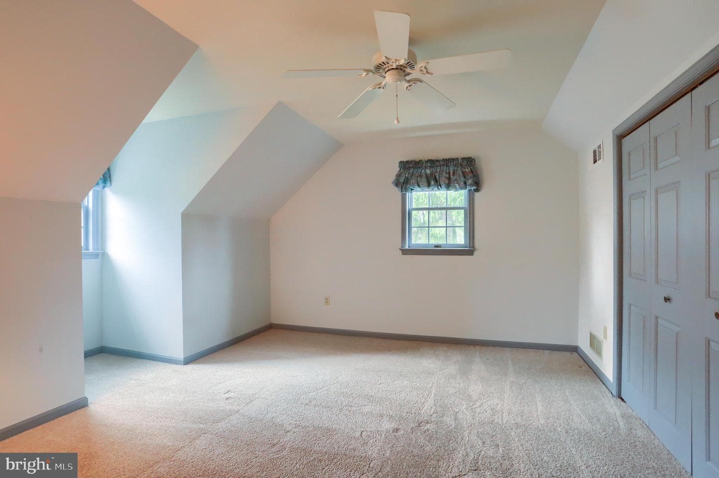 19 Paddock Lane photo 26