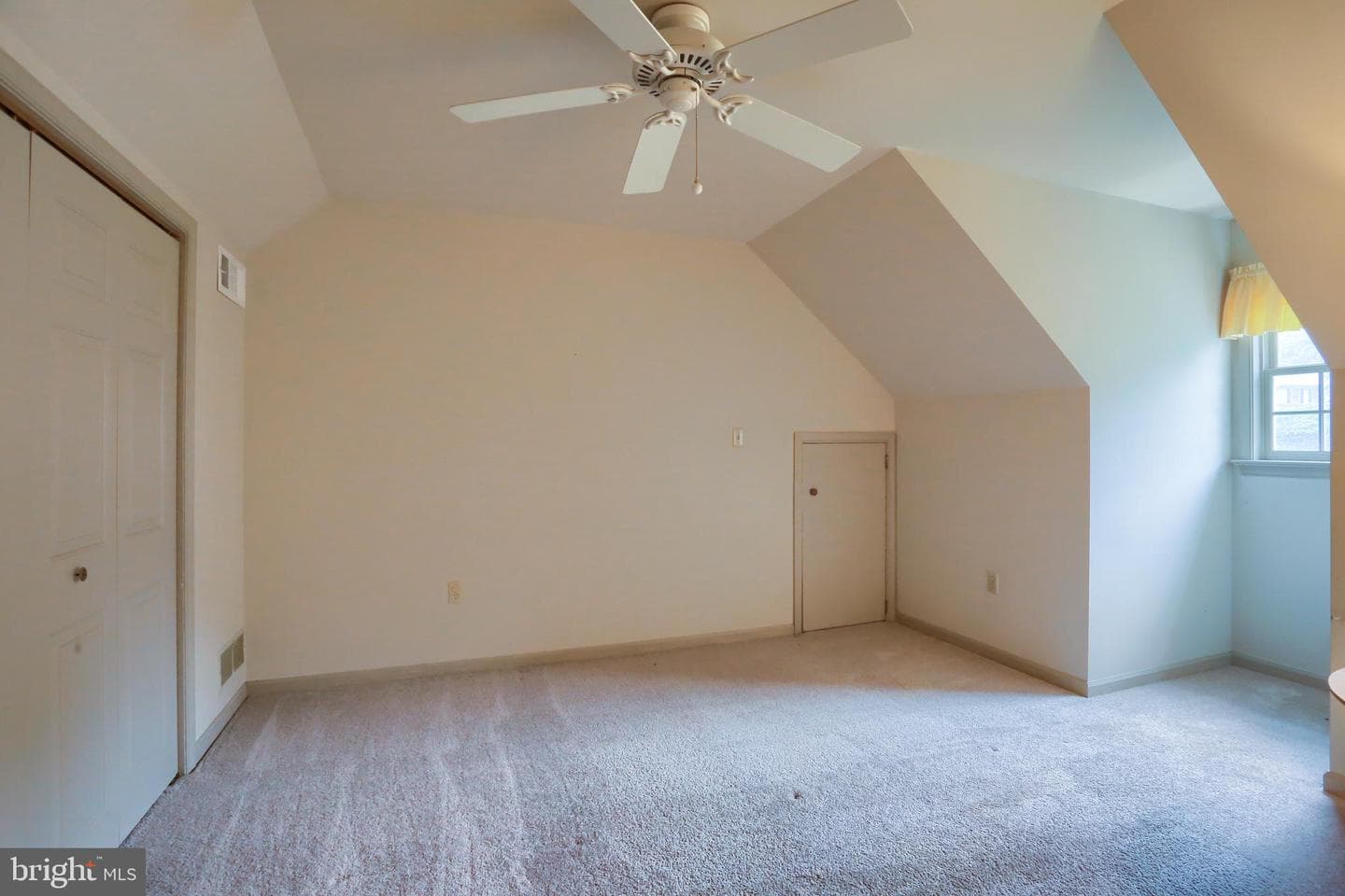 19 Paddock Lane photo 30
