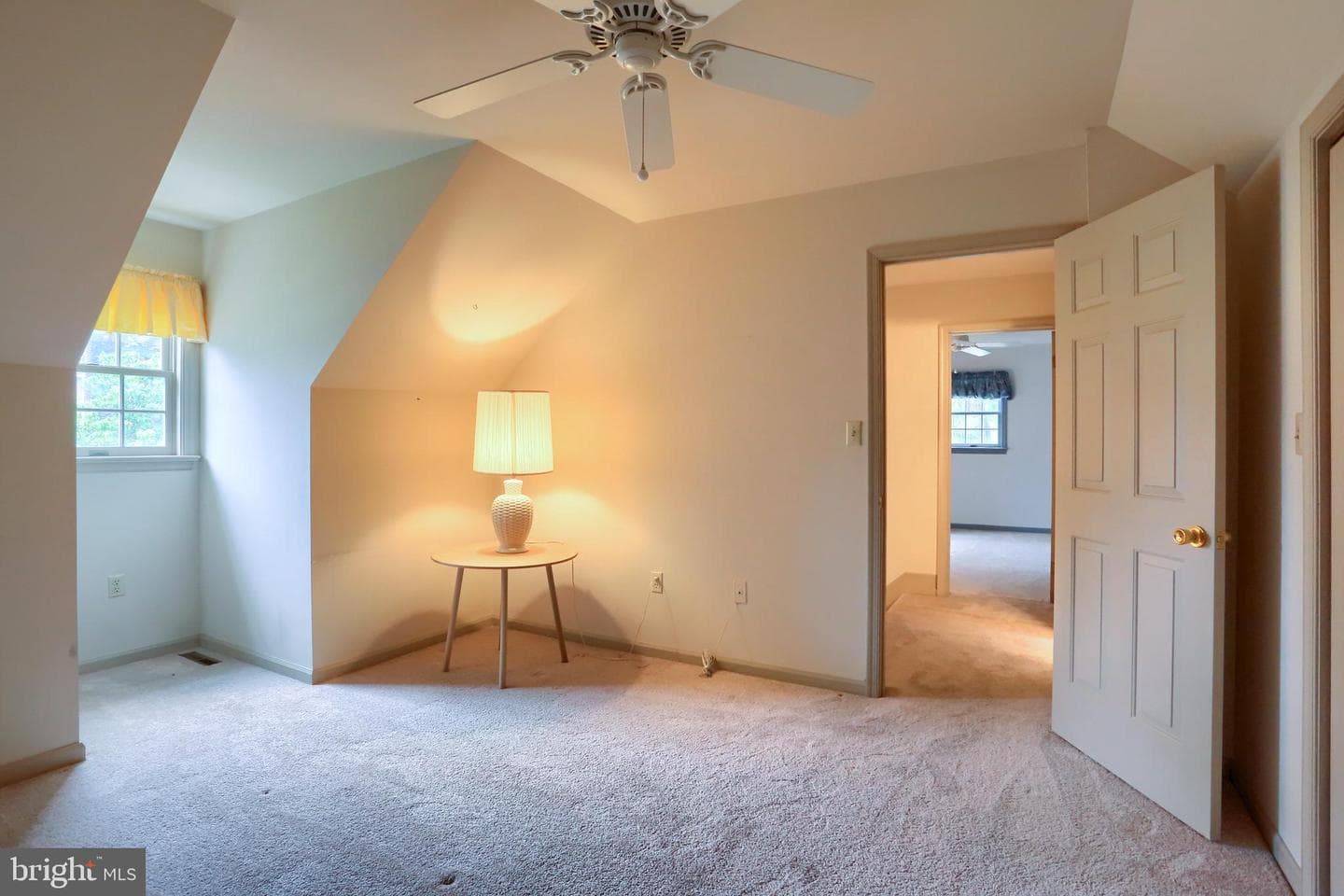 19 Paddock Lane photo 31