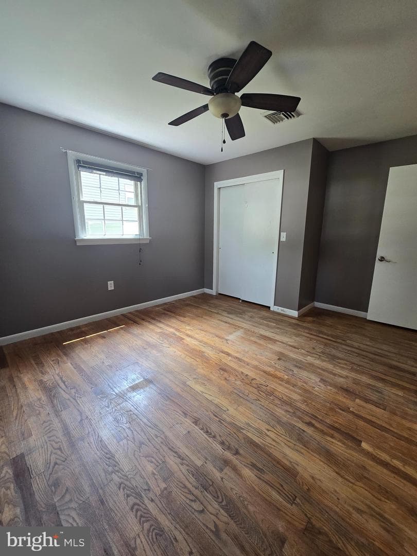 17 Jane Lane photo 15