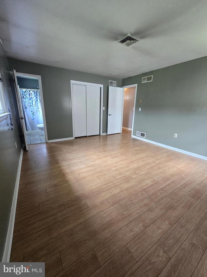 17 Jane Lane photo 17