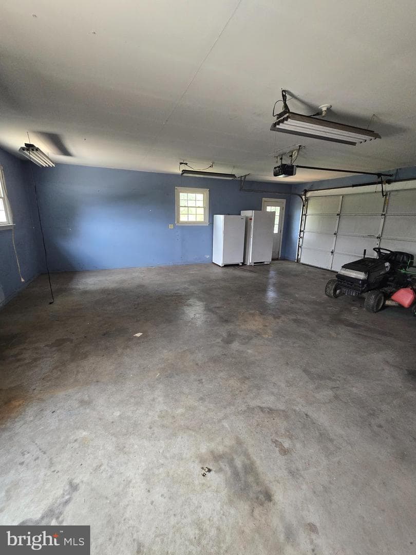 17 Jane Lane photo 19