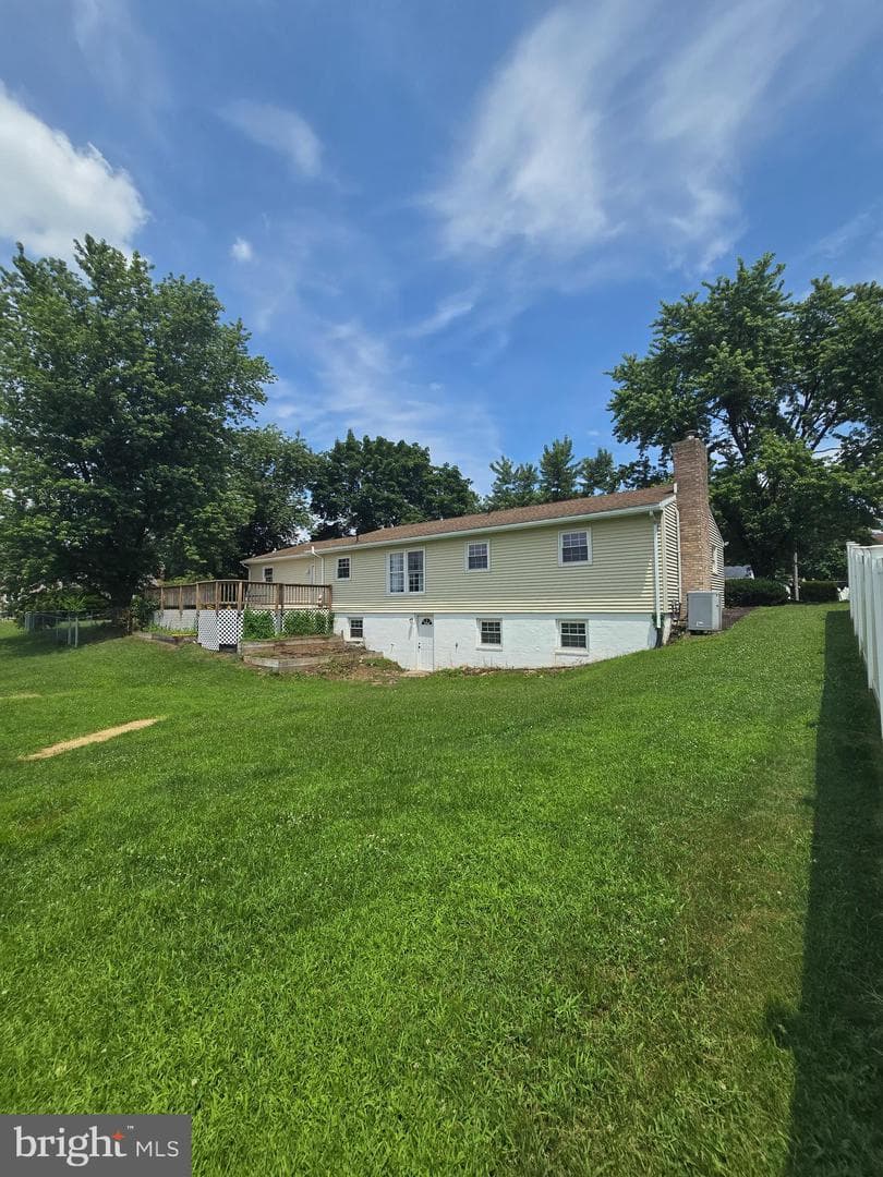 17 Jane Lane photo 26