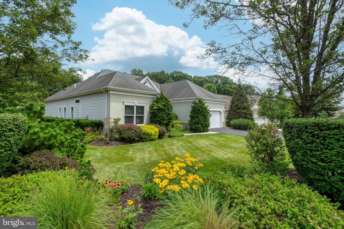 125 Windrush Lane photo 3