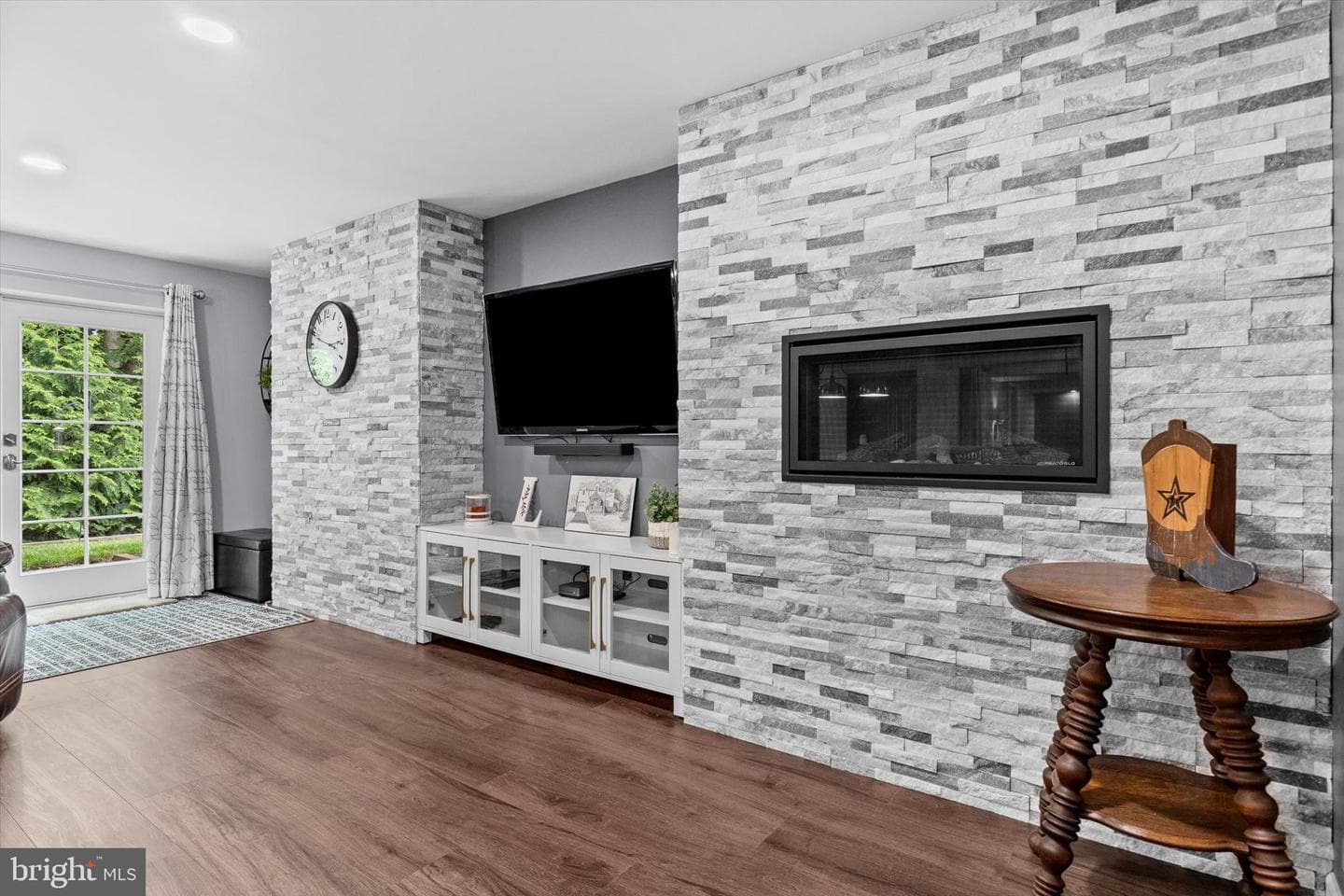 2403 Rolling Hills Drive photo 36