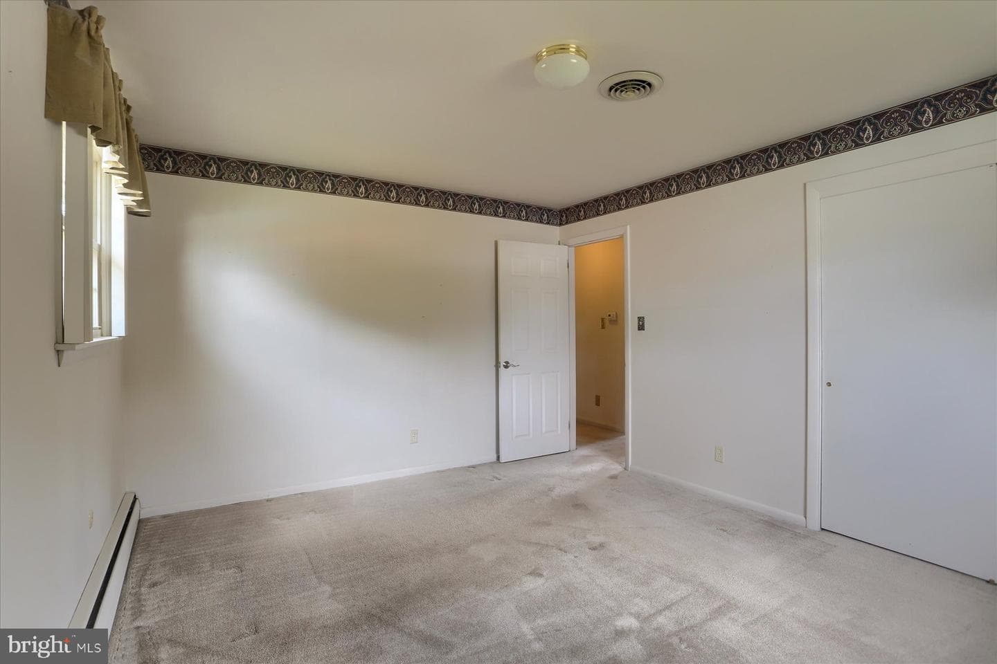 901 W Foxcroft Drive photo 11