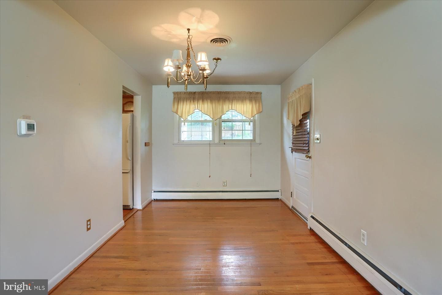 901 W Foxcroft Drive photo 5