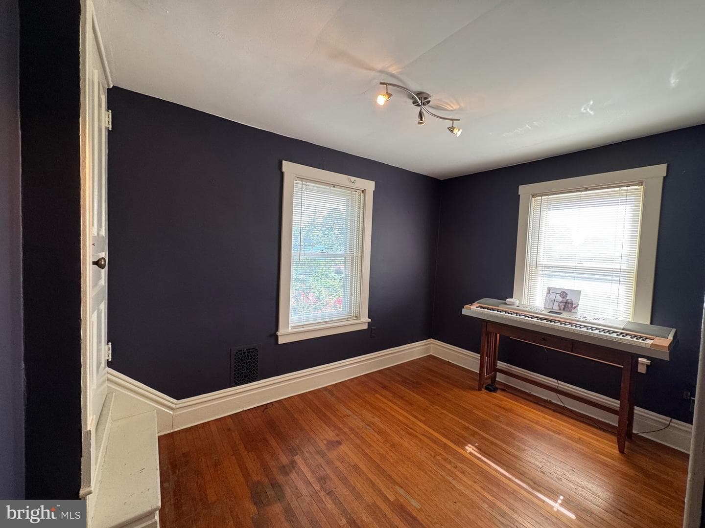 525 S Bedford Street photo 20