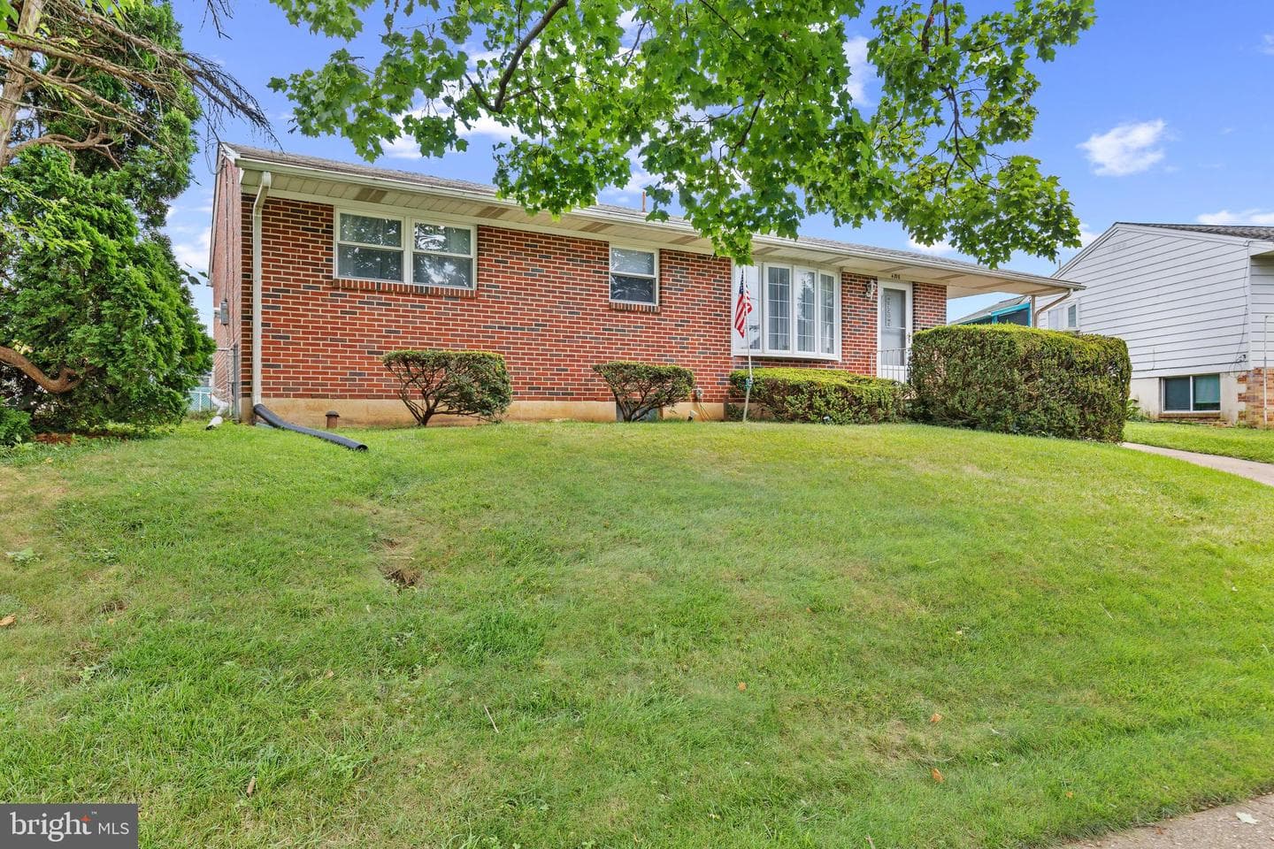 4708 Courtland Street photo 2