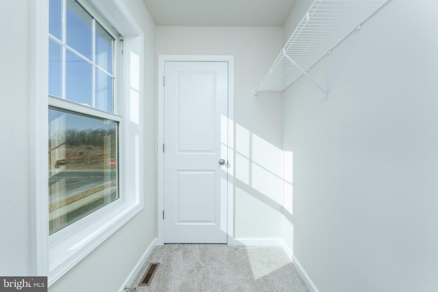 803 Greenwich Lane photo 32