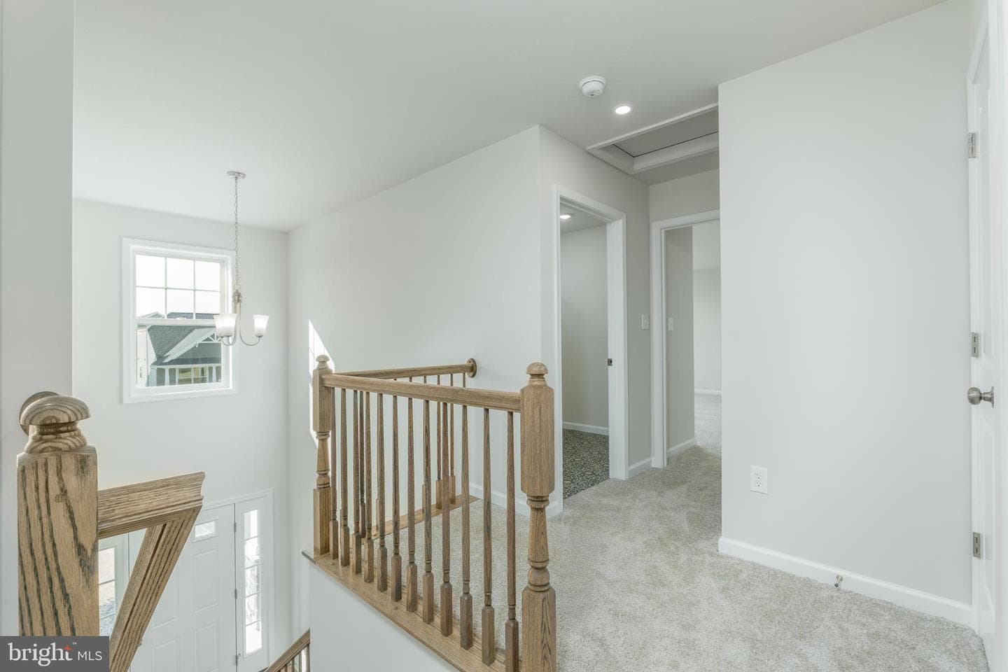 803 Greenwich Lane photo 40