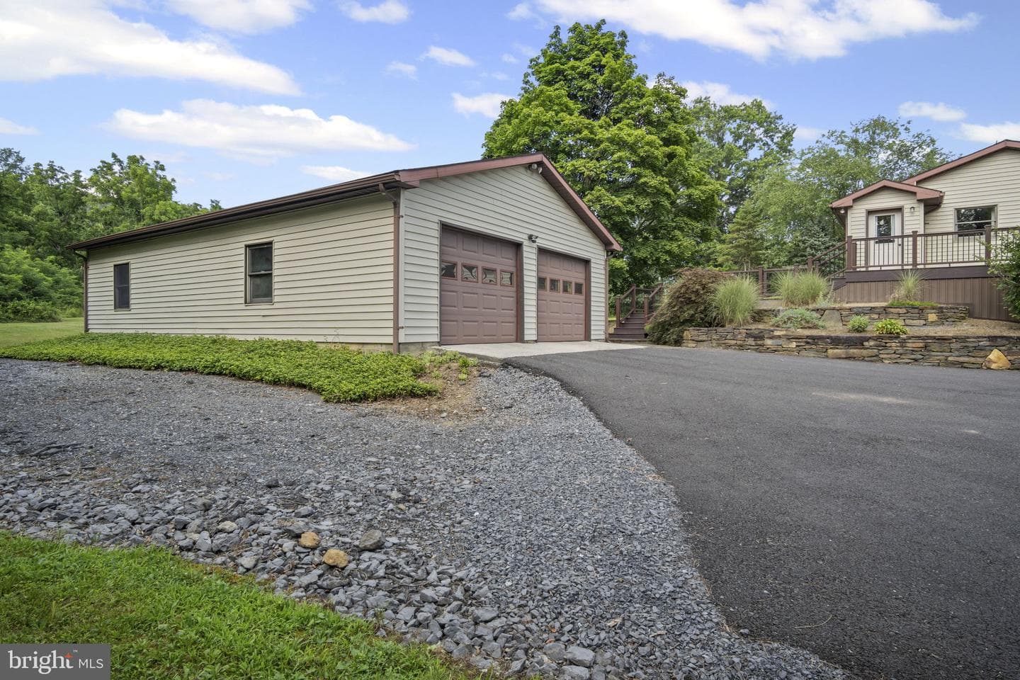 7366 Wertzville Road photo 11