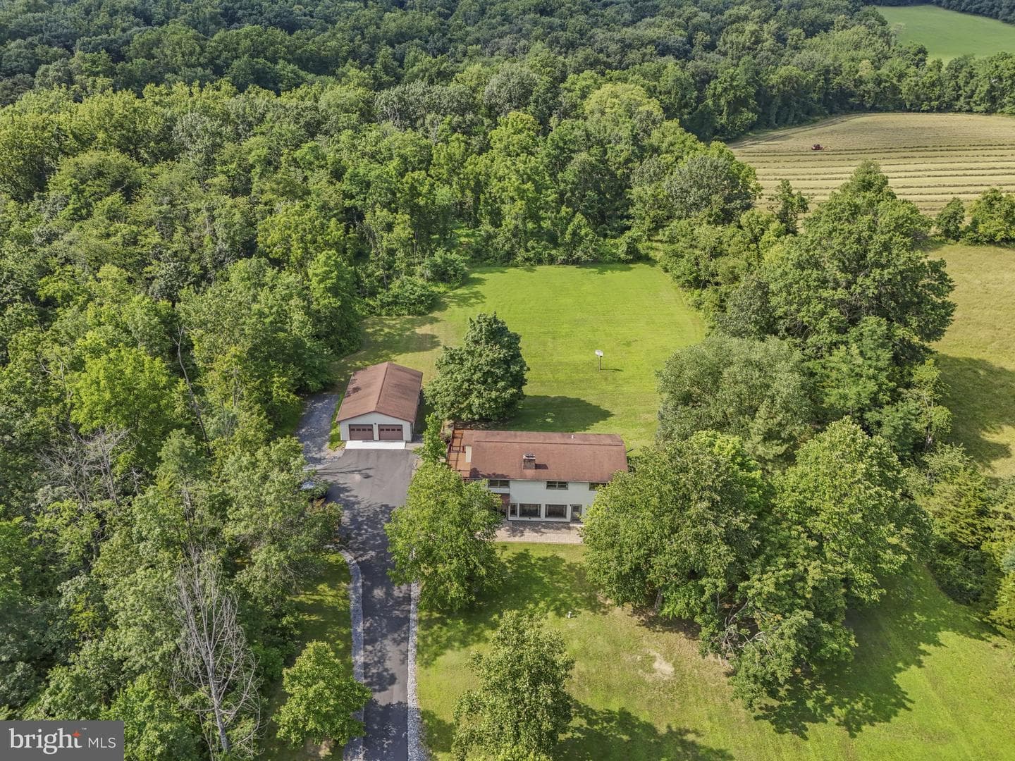 7366 Wertzville Road photo 20
